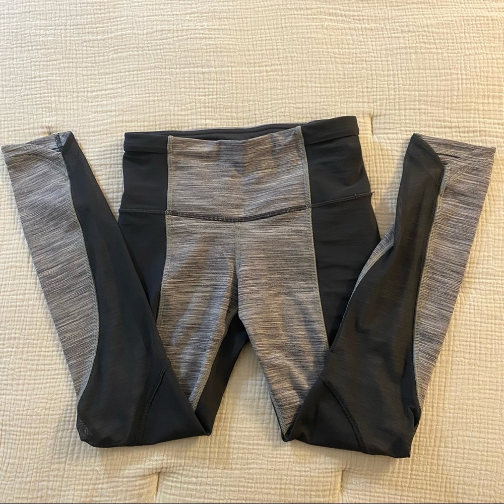 LULULEMON Grey, mesh, and heather gray leggings, back pocket Sz 4 - WITH DEFECT